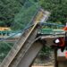 Hundimiento de un puente en China deja 11 muertos y 30 desaparecidos