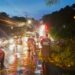 Vallas publicitarias y árboles derribados por las intensas lluvias