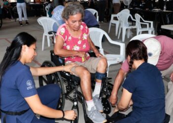 Benefician a más de 50 personas con sillas de ruedas