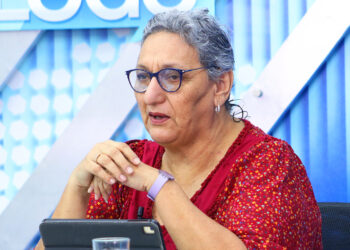 Líder del FMLN sale en defensa de exdiputado de ARENA