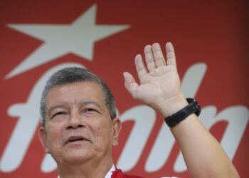 Pugna entre grupos de izquierda y FMLN por ya no ser opción política