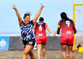 Acorraladas por la derrota sobre la arena de El Cuco