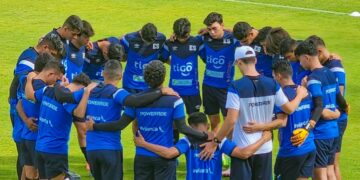 La Selecta partió a Estados Unidos para el amistoso ante Guatemala