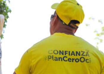 Reos en fase de confianza fabricarán 1.2 millones de uniformes escolares