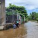 Cantón Puerto Parada continúa inundado
