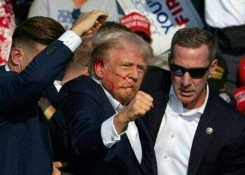 El Vaticano condena el intento de asesinato de Trump, que «hiere» la democracia