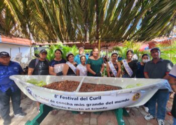 Celebran el octavo festival del curil en Puerto El Triunfo, Usulután