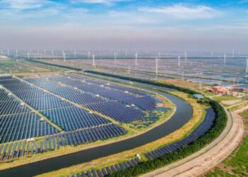 Gigante energético chino alcanza hito en capacidad instalada de nuevas energías