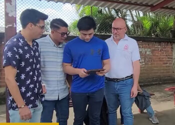 Universitarios crean aplicación para ubicar las paradas de buses