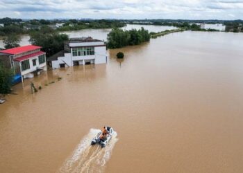 Más de un millón de personas afectadas por fuertes lluvias en provincia china de Hunan
