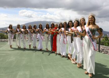 14 señoritas compiten por el título de Teen El Salvador 2024