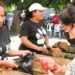 Salvadoreños continúan siendo beneficiados con agromercados en todo el país