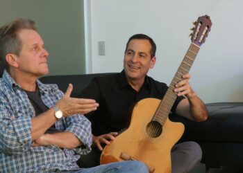 Rucks Parker: «Siempre son las seis» en el corazón de la música salvadoreña